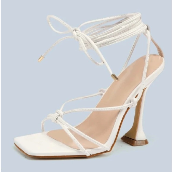 Never Worn White Heels - Picture 3 of 9